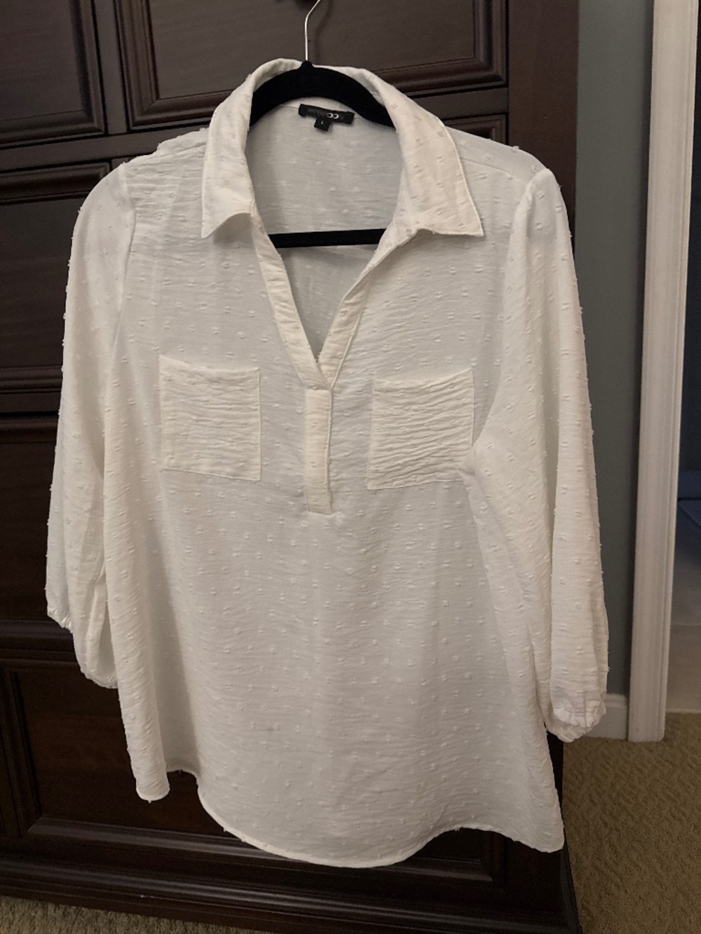 White textured collared v neck shirt
